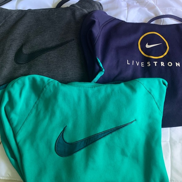 Three size large women’s Nike hoodies - Picture 2 of 4